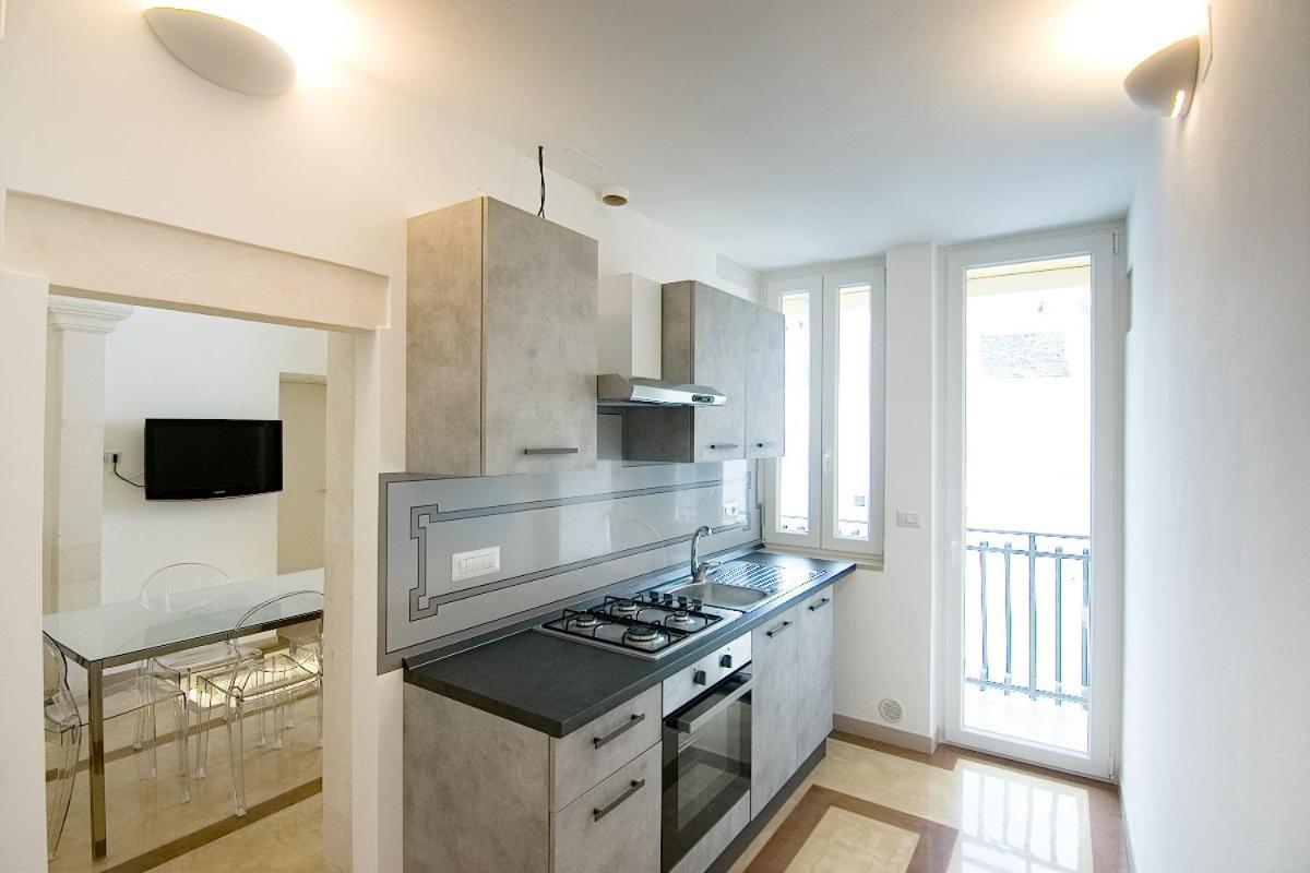 Appartamento Palazzo Ancona Martina Franca Bagian luar foto